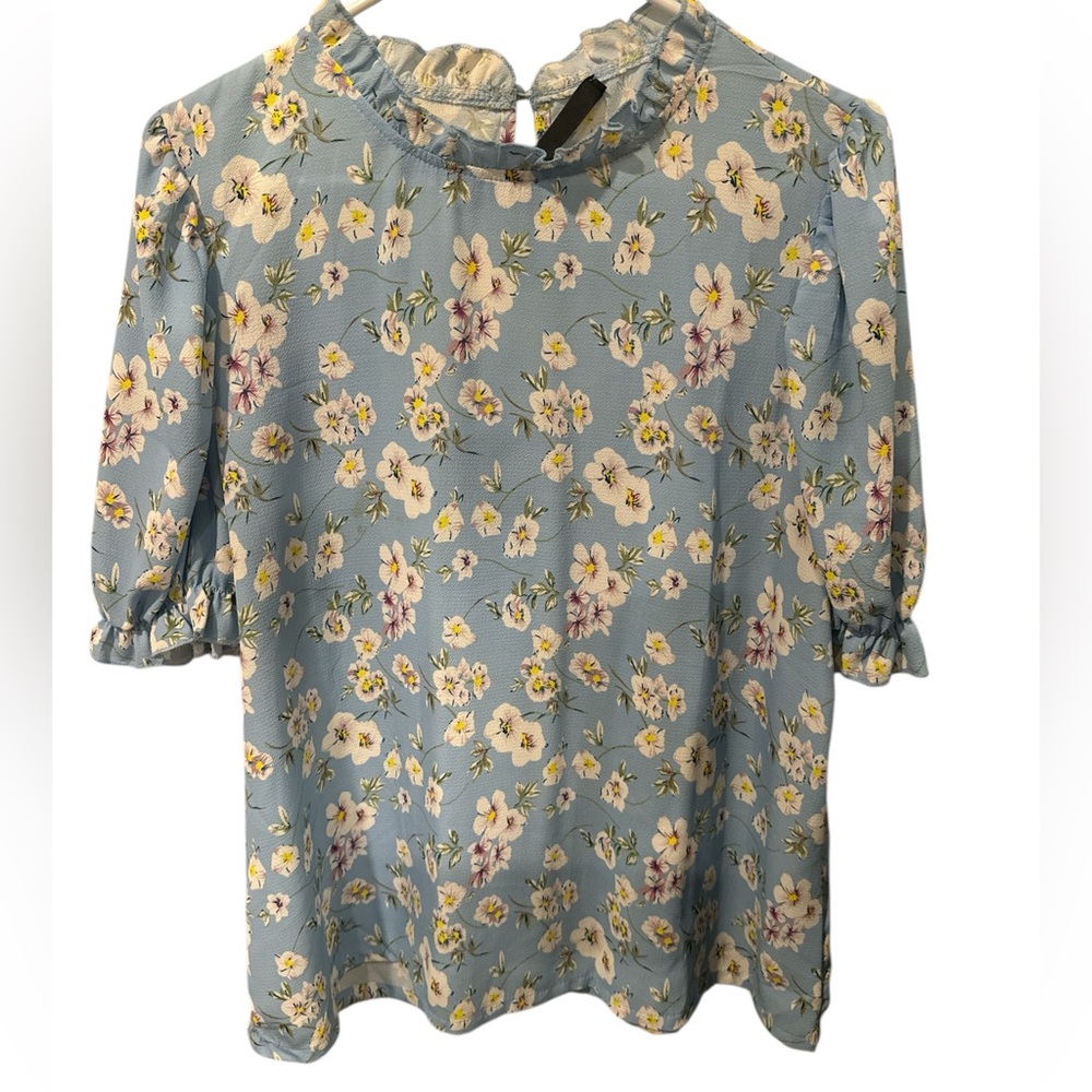 Floral Ruffle Sleeve Top - blue . Size xl